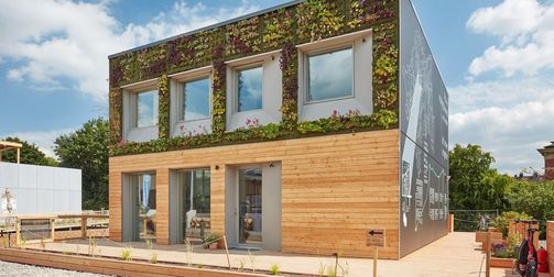KNX Hackathon Finalist: EisBaer Software PV Manager en KNX verminderen de energiekosten van huishoudens met 80%.
